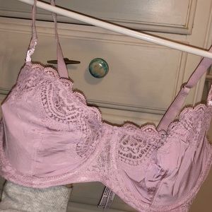VS lace bra